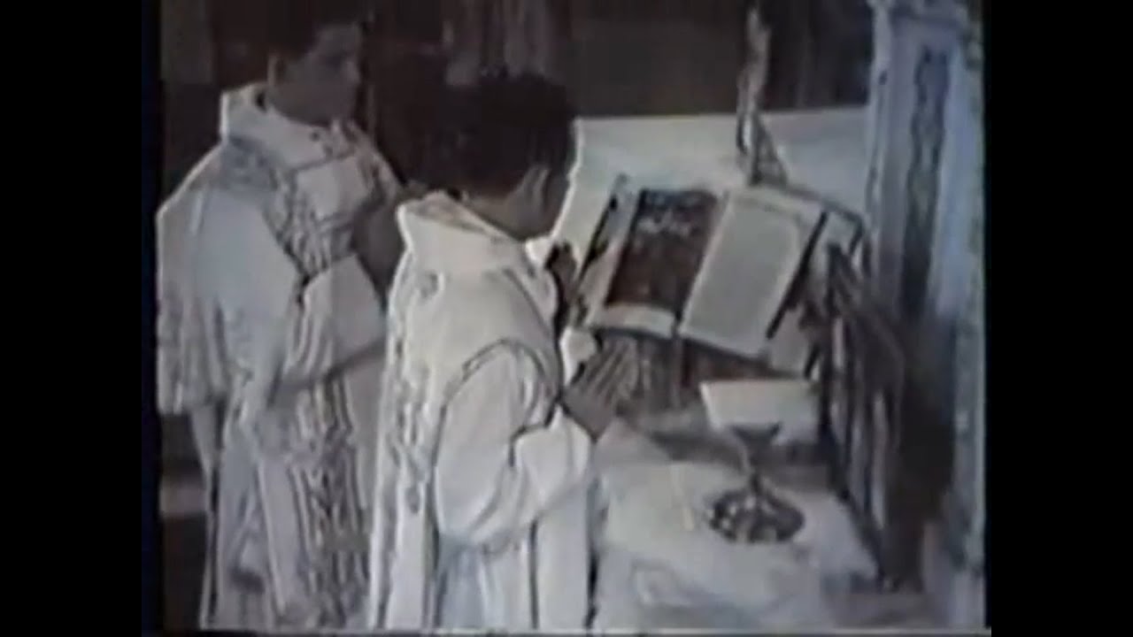 Solemn High Mass || Easter 1940 – Narrated by Archbishop Fulton Sheen